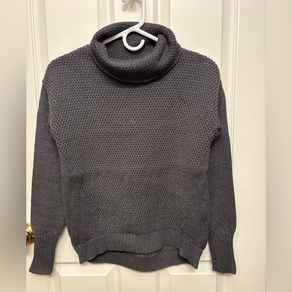 Athleta Charcoal Knit Sweater